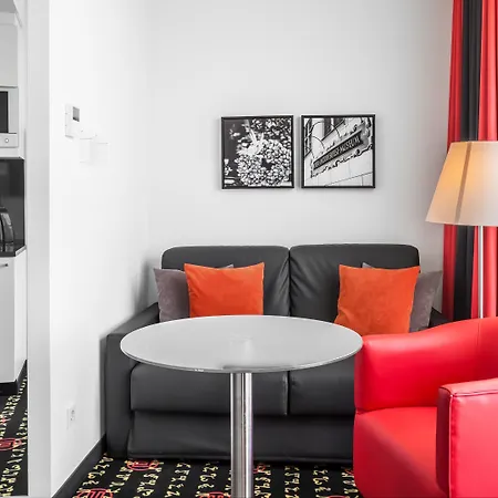 - Westpark By Ihg Hotell 4*