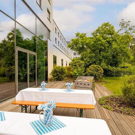 - Westpark By Ihg Hotell