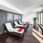 - Westpark By Ihg מלון 4*