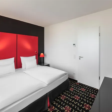 - Westpark By Ihg Hotel Munich