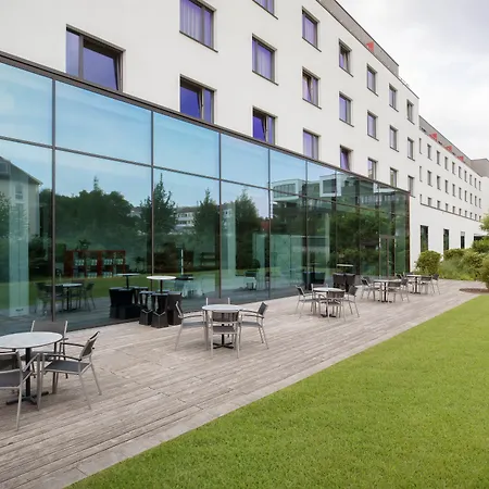 - Westpark By Ihg Hotel 4*