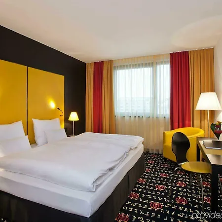 - Westpark By Ihg Hotel Munich