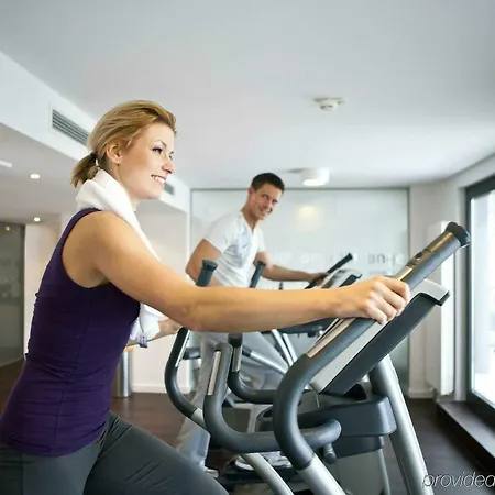 Hotel - Westpark By Ihg 4*